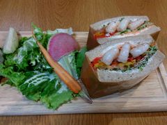 リンシエメ 神戸 L INSIEME CAFE&BREAD&Partyの写真1