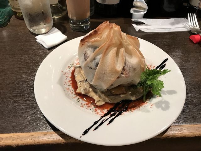 メインの肉料理_ワインビストロ ラトリシエール