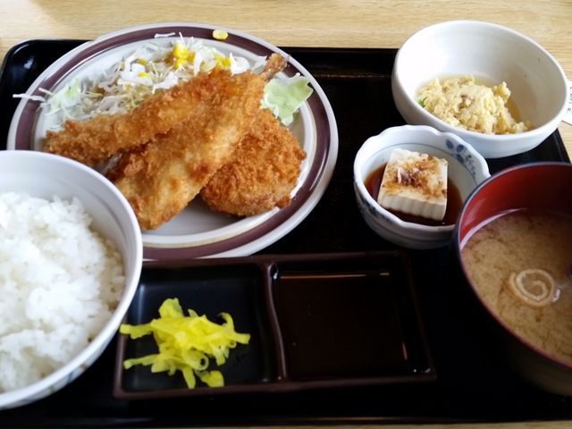 ミックスフライ定食_神戸食堂
