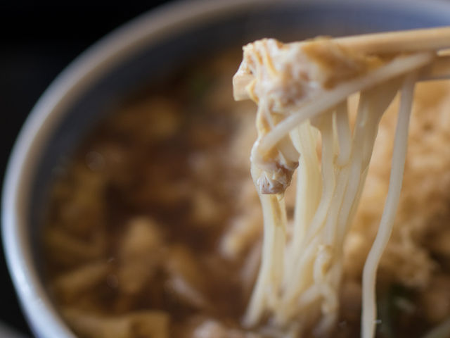 お蕎麦は釧路独特のクロレラ入りではない、普通のお蕎麦です_八松庵武佐店