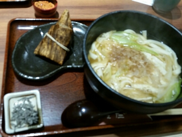 きしめん_甘党まえだ あべの地下センター