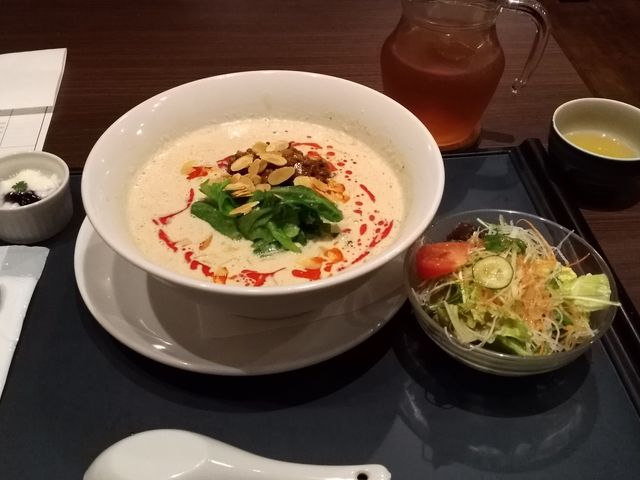 アーモンド坦々麺_侑久上海