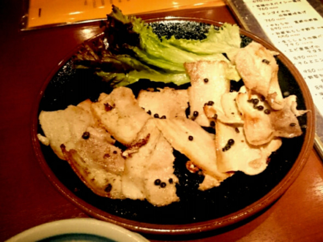 豚バラの粒コショウ炒め_胡椒饅頭 PAOPAO