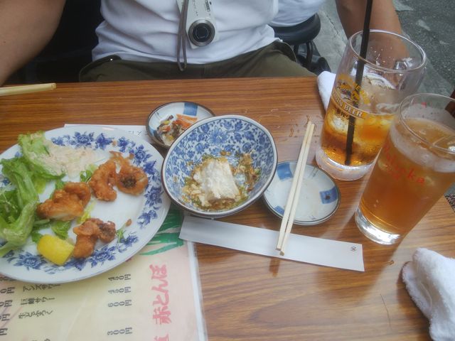 たこの空揚げとビールとホッピー_浅草 赤とんぼ
