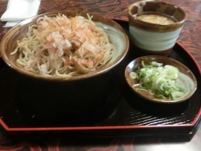蕎麦をつける汁が選べます。_けんぞう
