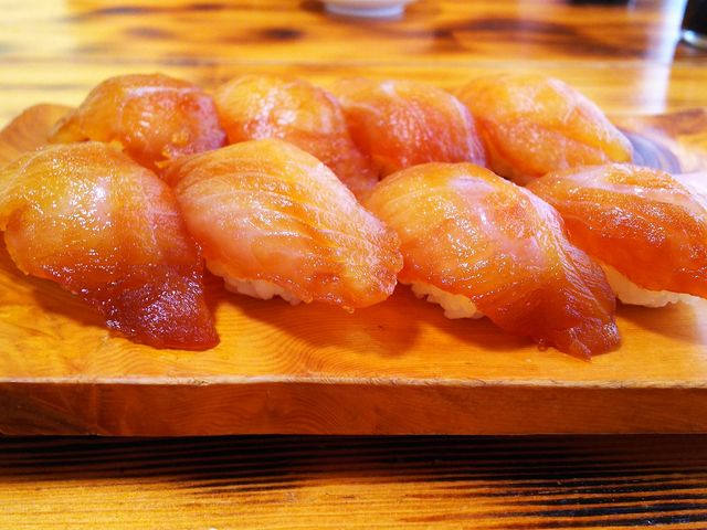 ぶだい赤づけ寿し_巴寿し