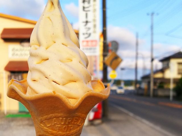 ピーナッツソフトクリーム_ピネキ