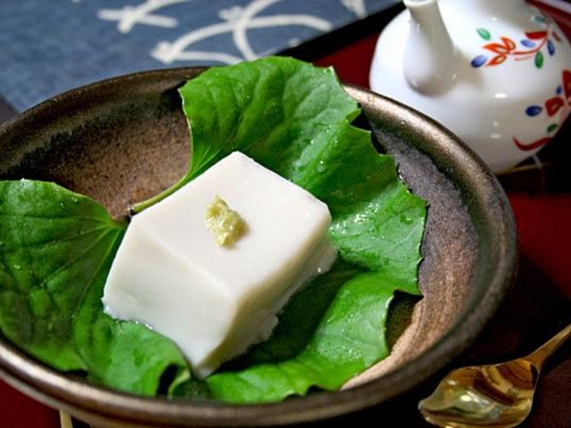 胡麻豆腐は手作りです_清水大師寺