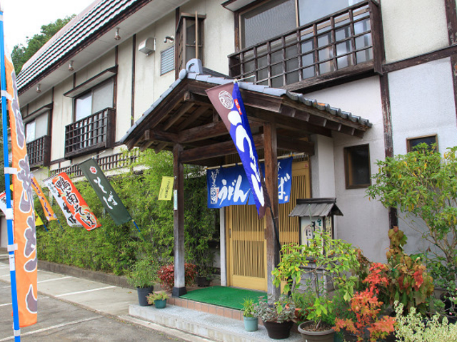 外観_まるにし