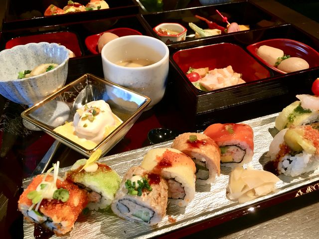 写真のイメージよりすべてがミニマム!_サロン・ド・テ・アンジェリーナ 銀座店