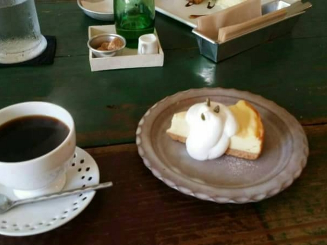 美味しいデザート_aoiku_cafe(アオイクカフェ)