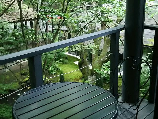 宿泊の部屋のテラスから_オーベルジュ・ド・プリマヴェーラ