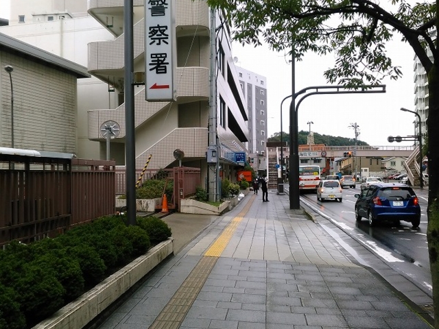 仙台北警察署の東側です_ロイヤルホスト北仙台店