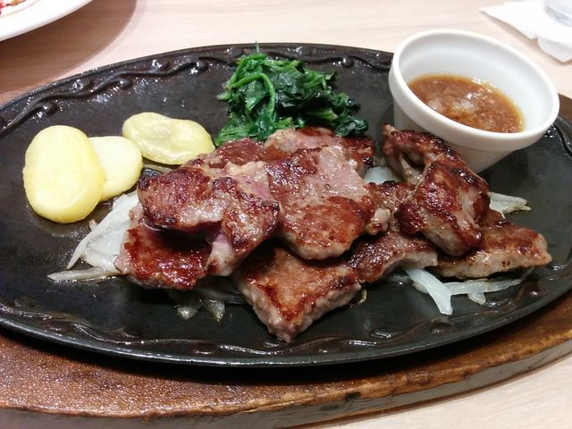 カットステーキ_デニーズ小金井本町店