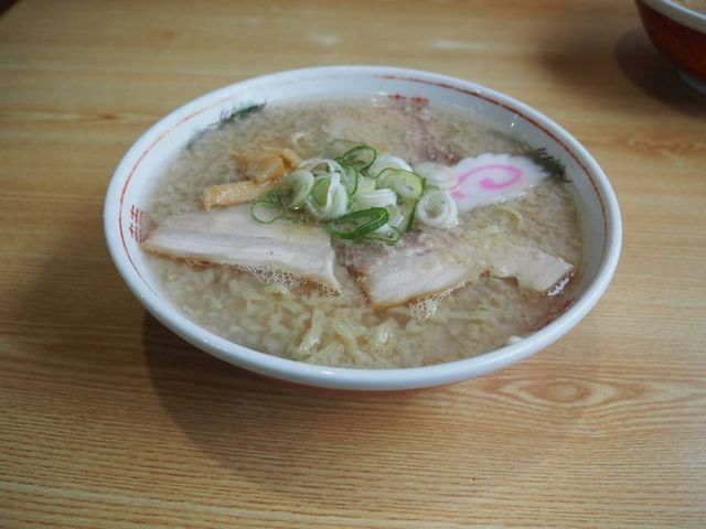 じとじとラーメン_ラーメン一平