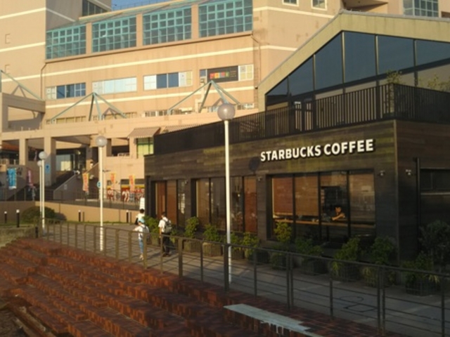 スターバックスコーヒーです。_スターバックスコーヒー ショッパーズプラザ横須賀シーサイドビレッジ店
