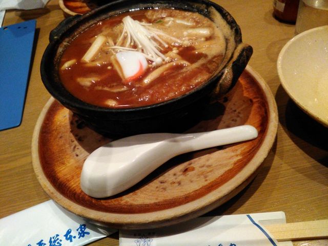 一口目、うどんのコシにびっくりしました。_山本屋総本家 JRセントラルタワーズ店