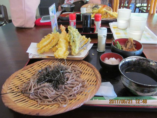 天付き八割そば_谷川岳ドライブイン お菓子の家