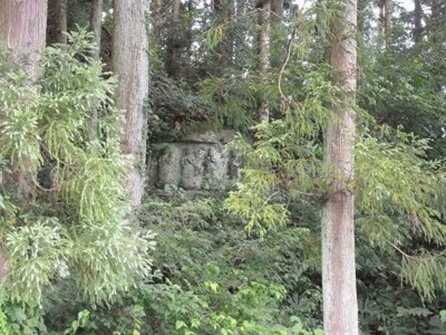 よっしーさんの硯石磨崖三十三観音の投稿写真1