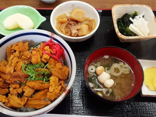 蒸しウニ丼_岬