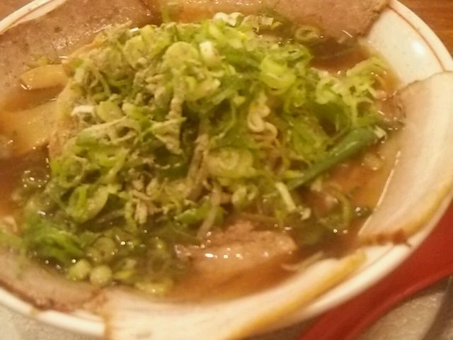Bラーメンチャーシュー少な目_神戸ラーメン 第一旭 三宮本店