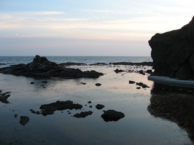 夕日がせまる海_弁天島