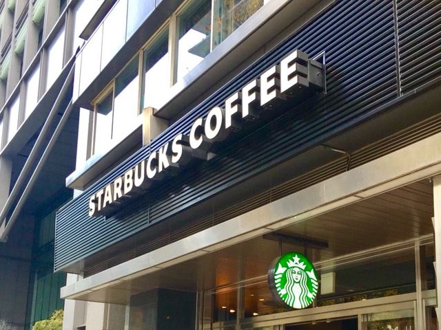 スタバ_スターバックス・コーヒー 京橋駅前店