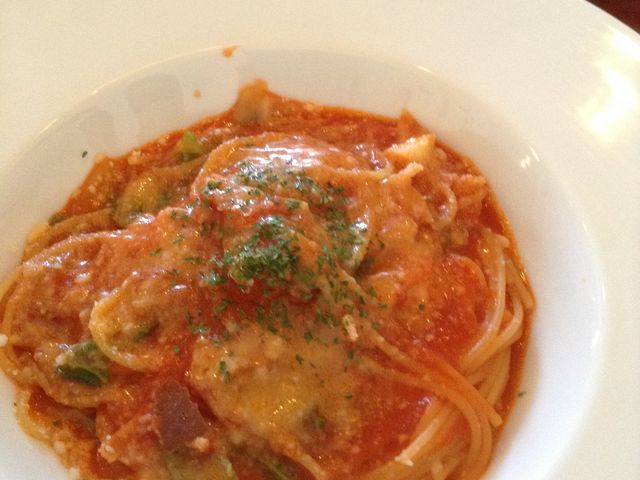 トマトパスタ_ヴィヴァーチェ Vivace 岐阜