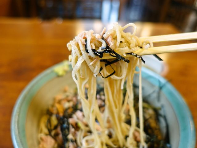 そばだけだとあっさり過ぎるけど、天ぷらほどじゃないなんて時にこのメニューをどうぞ_そば処ふるさと