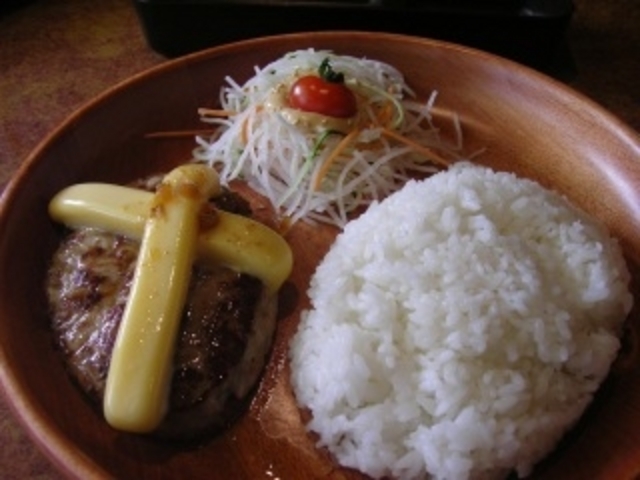 チーズがとろとろになります(*´艸`)_びっくりドンキー 美浜ニューポート店
