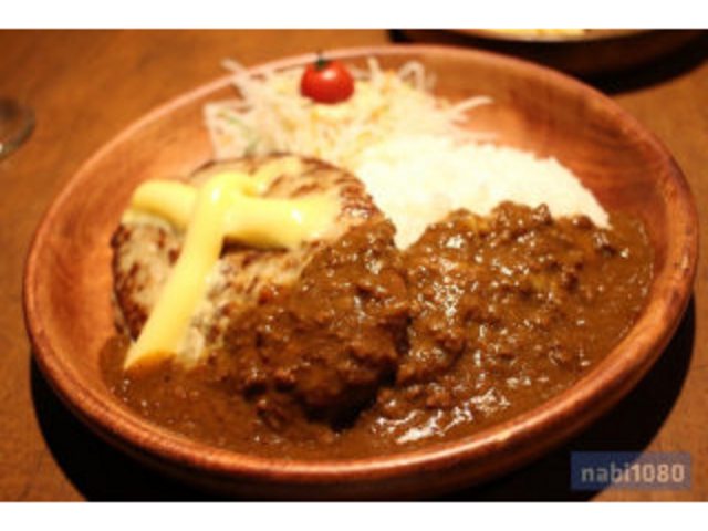 カレーにチーズトッピング☆_びっくりドンキー南行徳店