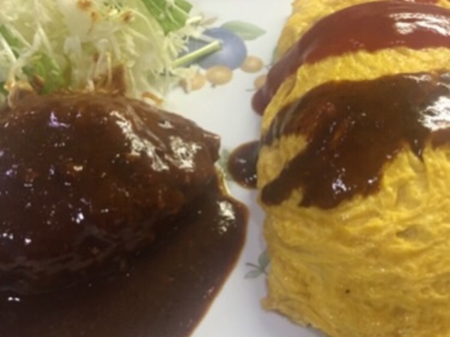 素朴なオムライスです。_はと屋