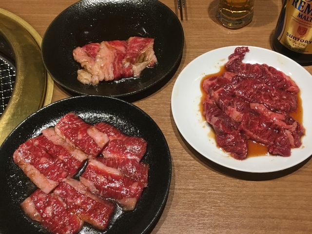 和牛カルビ・和牛切り落としと、ハラミなど。_煉火亭 鶴ヶ島店