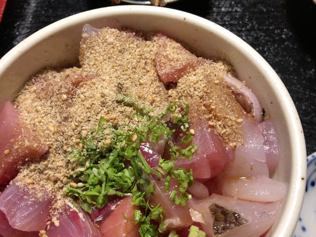 海鮮丼_博多魚がし 市場会館店