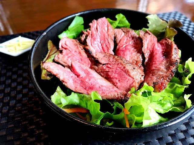数量限定フィレ丼2400円_ステーキ茶房はな