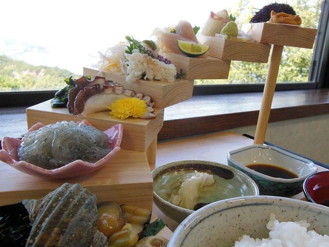 インパクトあり!_絶景レストラン うずの丘