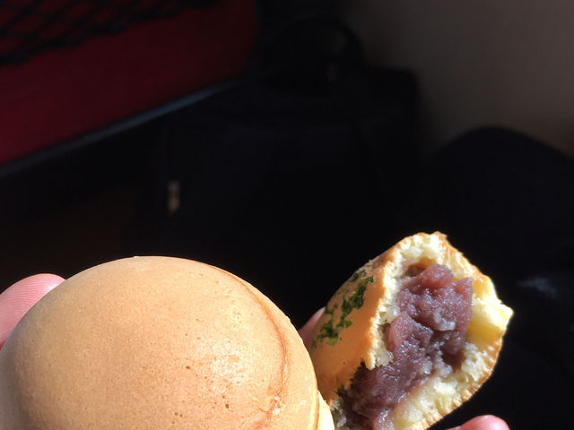 もちもちの皮が美味しいぱんじゅう。_蜂蜜ぱんじゅう 松や 宇治山田駅前店