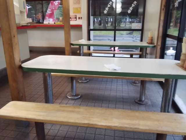 テーブル席_スマル亭沼津千本通り店