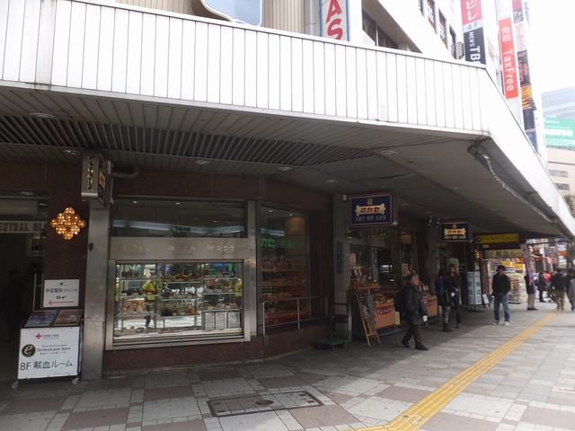 懐かしい外観_タカセ 池袋本店