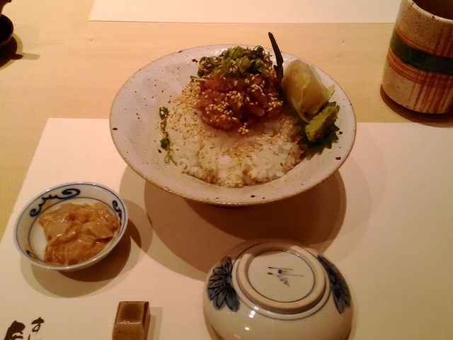 「中落ち丼」です_日本橋ま石
