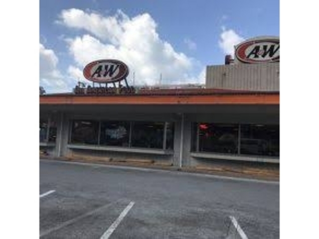 アメリカンな雰囲気_A&W 名護店