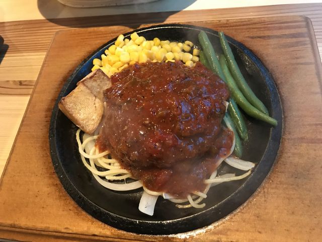 ファミレスとは、全然違うおいしいハンバーグでした!_ヒッコリーウェスト