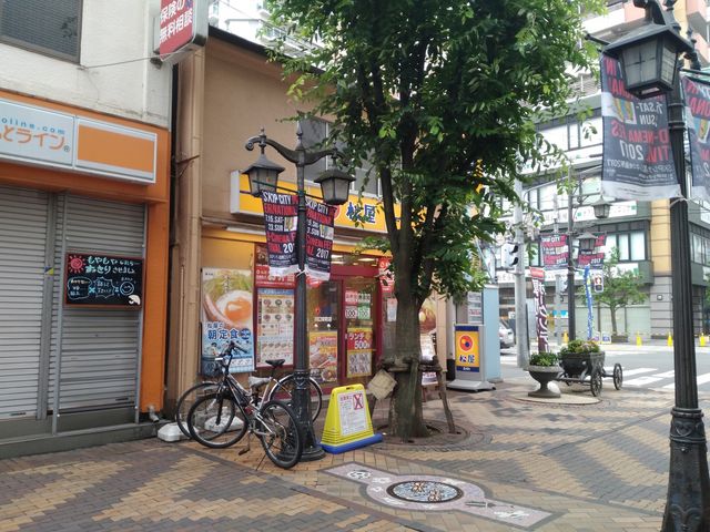 郵便局が向かい_松屋 川口栄町店