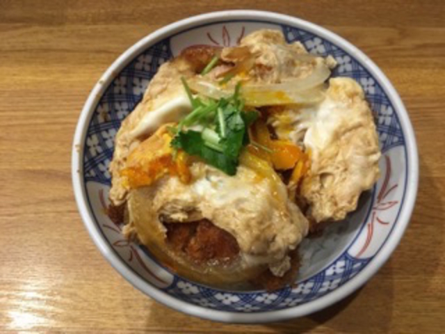 とりかつ丼_とりかつ丼の黒兵衛