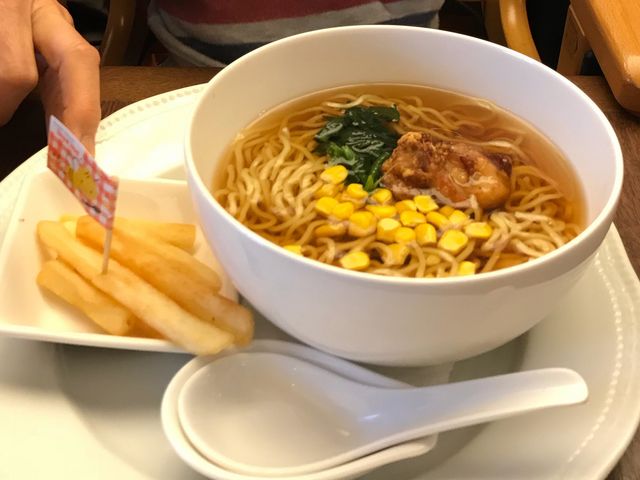 キッズラーメン_ロイヤルホスト 水城店