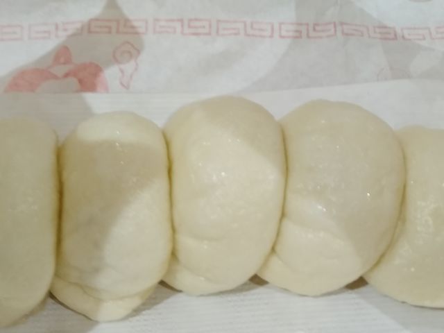 豚まん_長崎ぶたまん 桃太呂 銅座本店