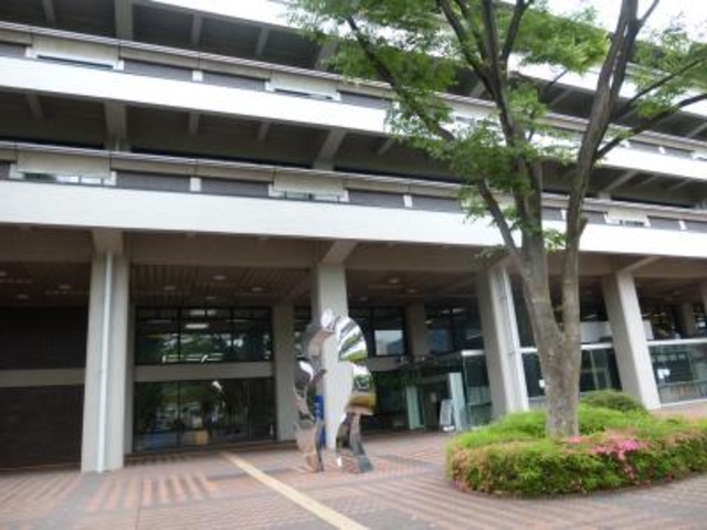 三宅坂の近くです_国立国会図書館