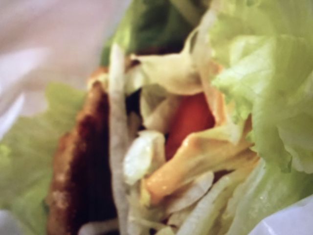新鮮野菜がたっぷり_モスバーガーJR堺市駅店