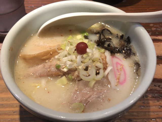 塩ラーメンチビ_山頭火 新宿南口店