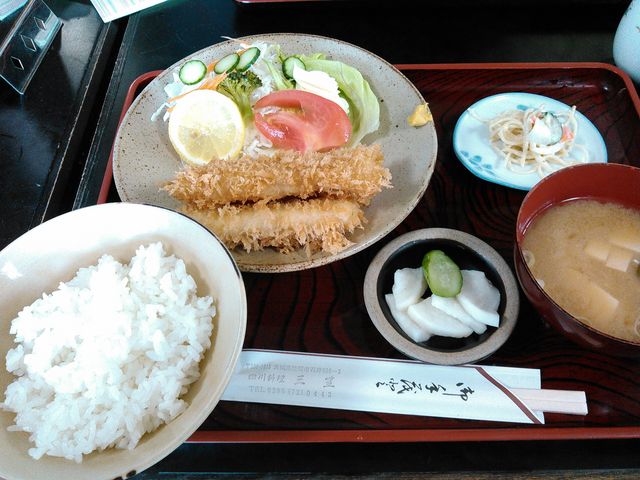 ランチのイカフライライス_三笠